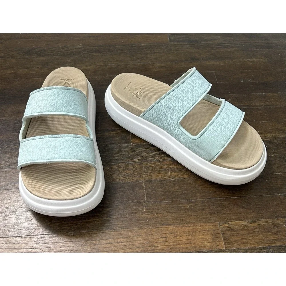 Women's Reef Women's Sierra 2 Bar platform sandals in an icy blue color Size 9